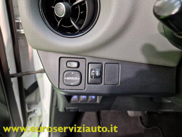 TOYOTA Yaris 1.5 Hybrid 5 porte Cool
