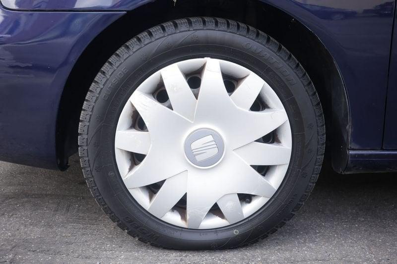SEAT Ibiza SEAT Ibiza 5p 1.2 12v Stylance c/radio Dual 51KW ANNO 2009