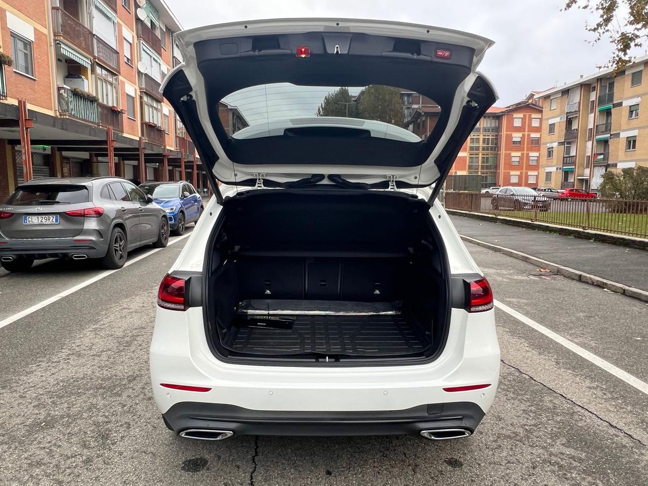 Mercedes-Benz B 180 Sport Plus B 180 D #7534