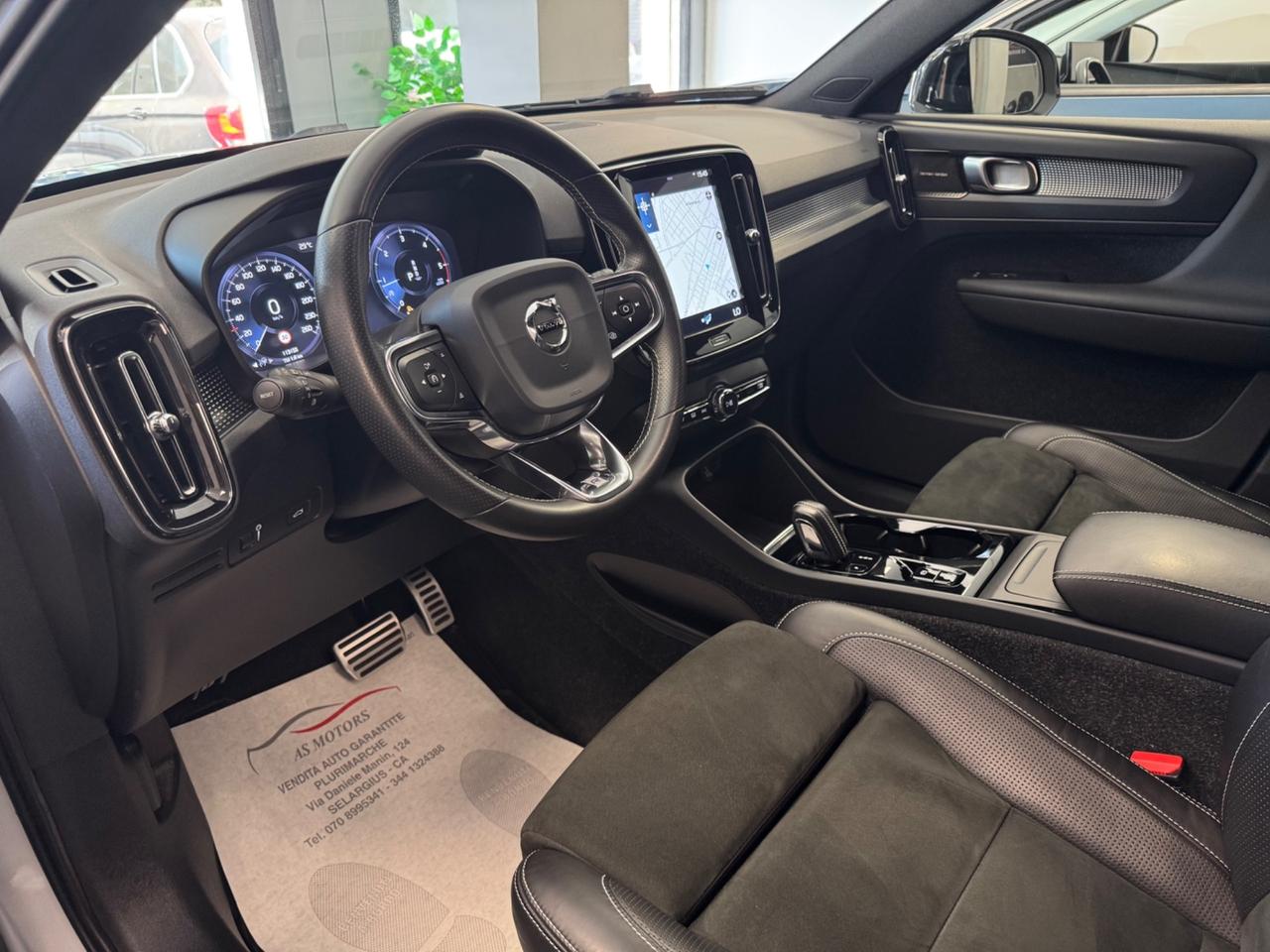 Volvo XC40 D3 2.0 150 Cv R-design Finanziabile