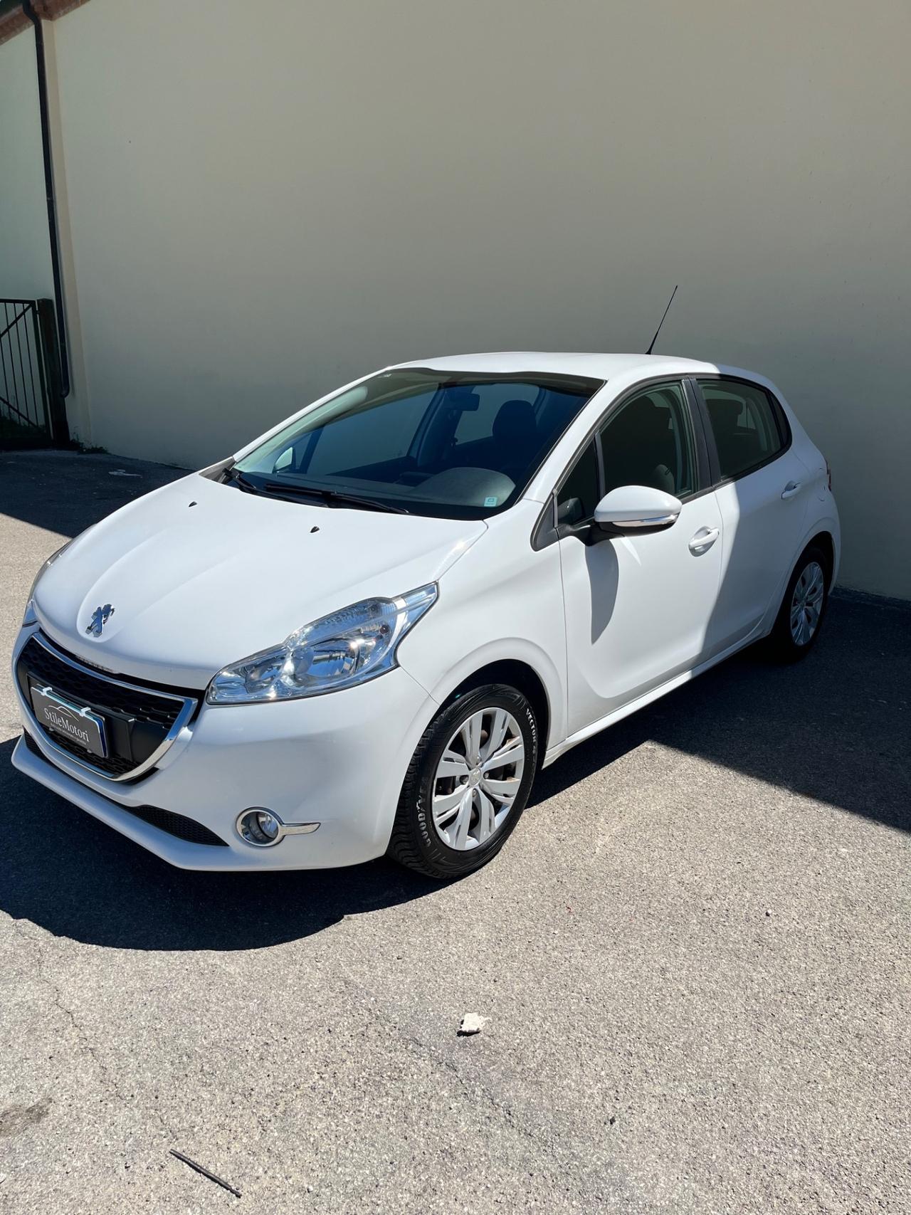 Peugeot 208 1.2 VTi 82 CV 5 porte Access