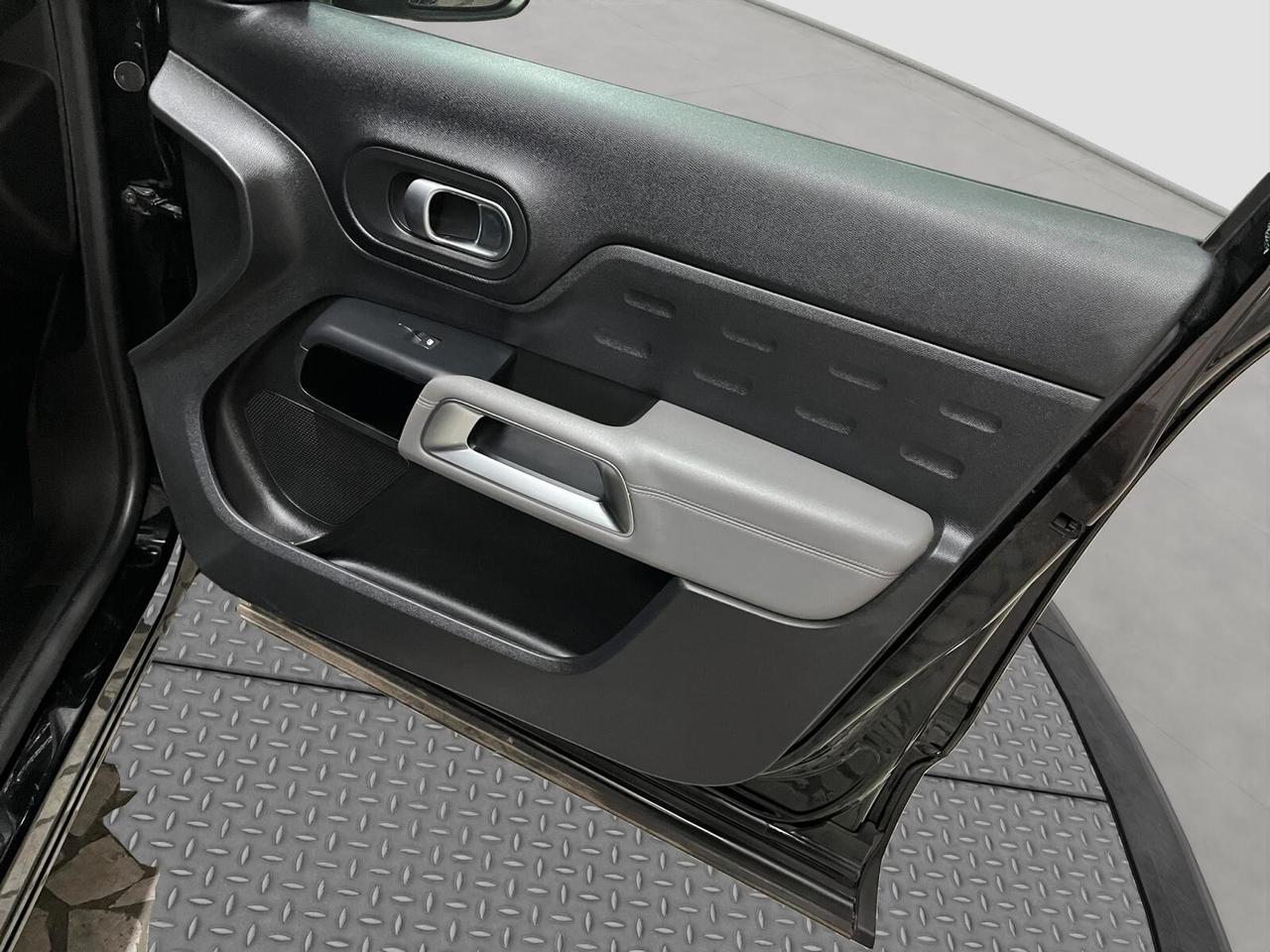 Citroen C5 Aircross BlueHDi 130 S&S EAT8 Feel Pack 2021