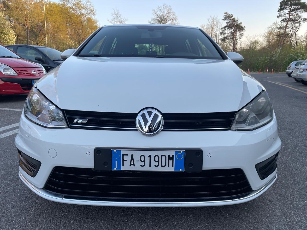 Volkswagen Golf 1.6 TDI 110 CV DSG 5p. R-line*Neopatentati*Cerchi*Euro 6*