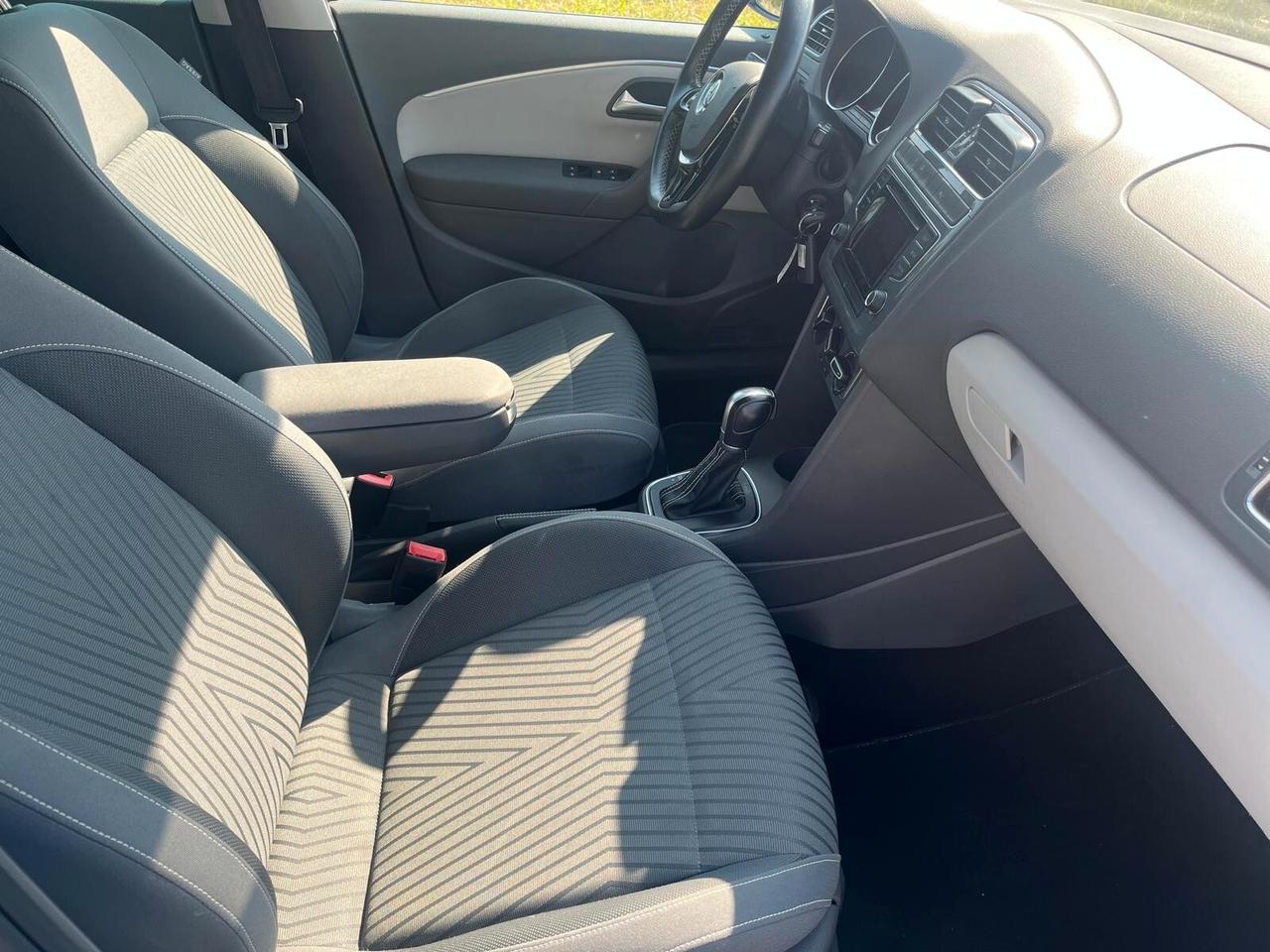 Volkswagen Polo 1.2 TSI DSG 5p. Fresh
