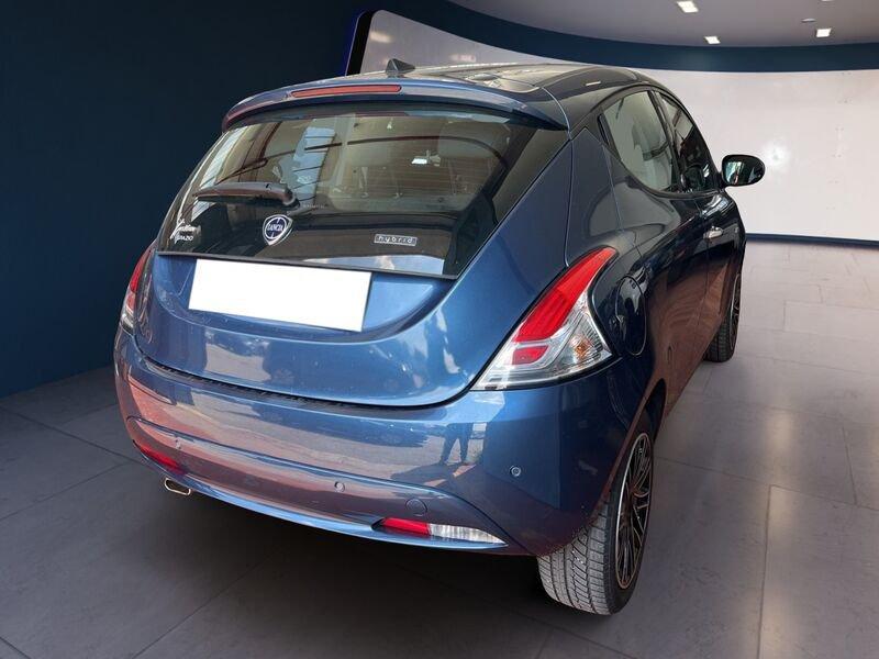 Lancia Ypsilon III 2021 1.0 firefly hybrid Gold s&s 70cv