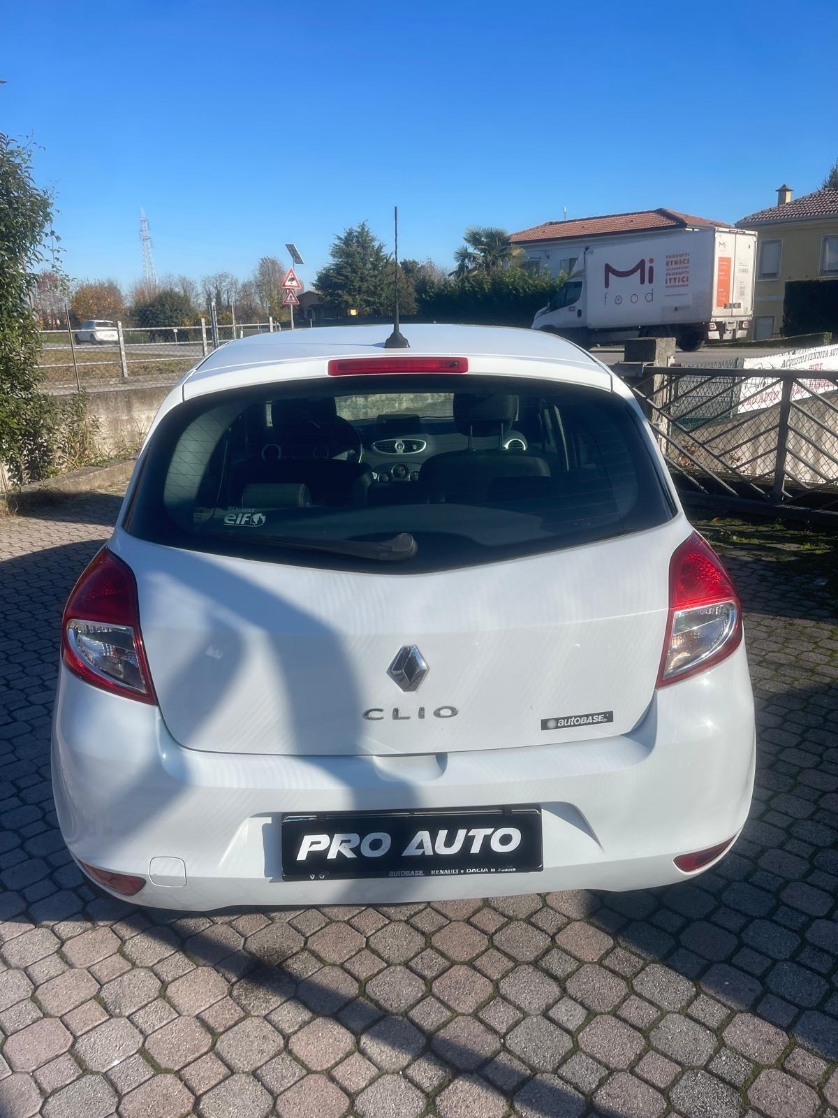 Renault Clio 1.2 16V 5 porte GPL Dynamique