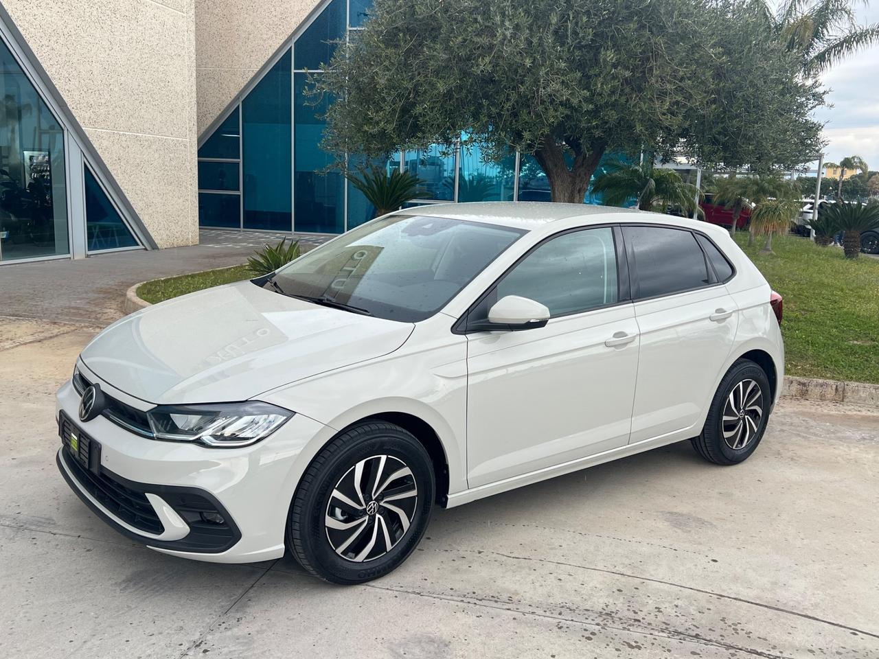 Volkswagen Polo 1.0 TSI Edition Plus possibilità noleggio no scoring