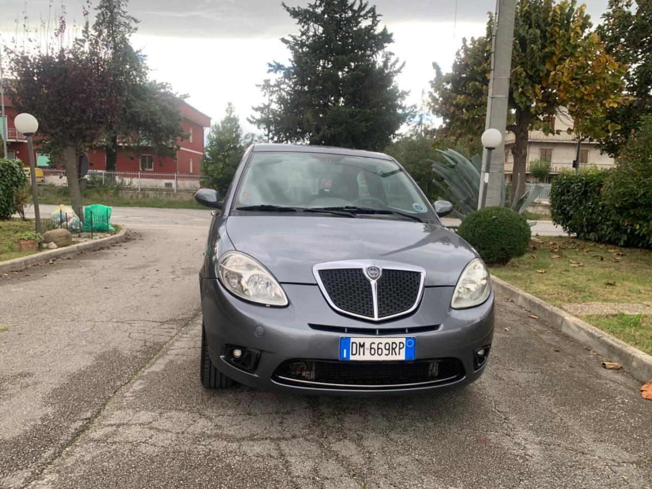Lancia Ypsilon 1.2 modamilano restailing