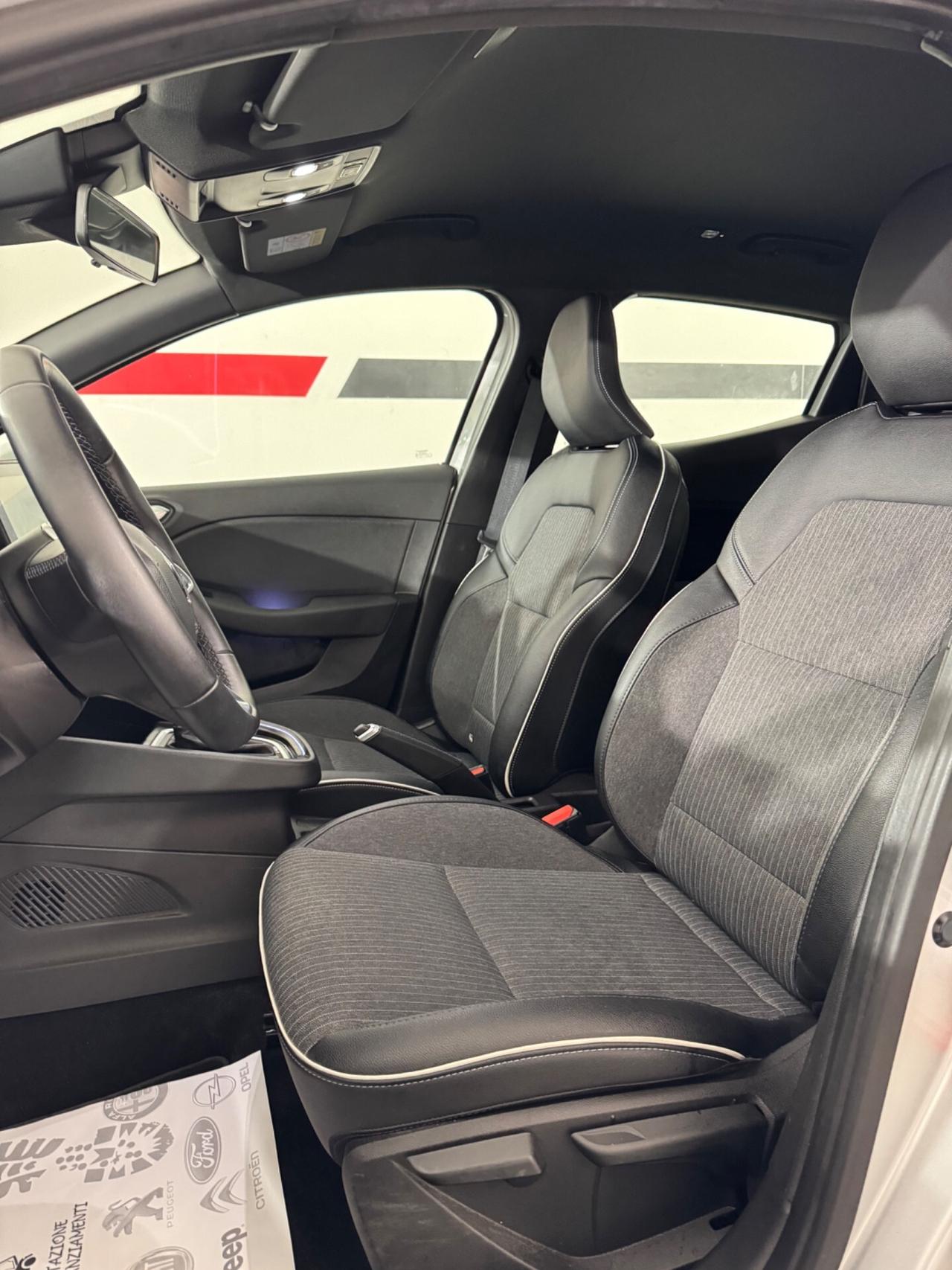 Renault Clio Full Hybrid E-Tech 140 CV 5 porte Intens