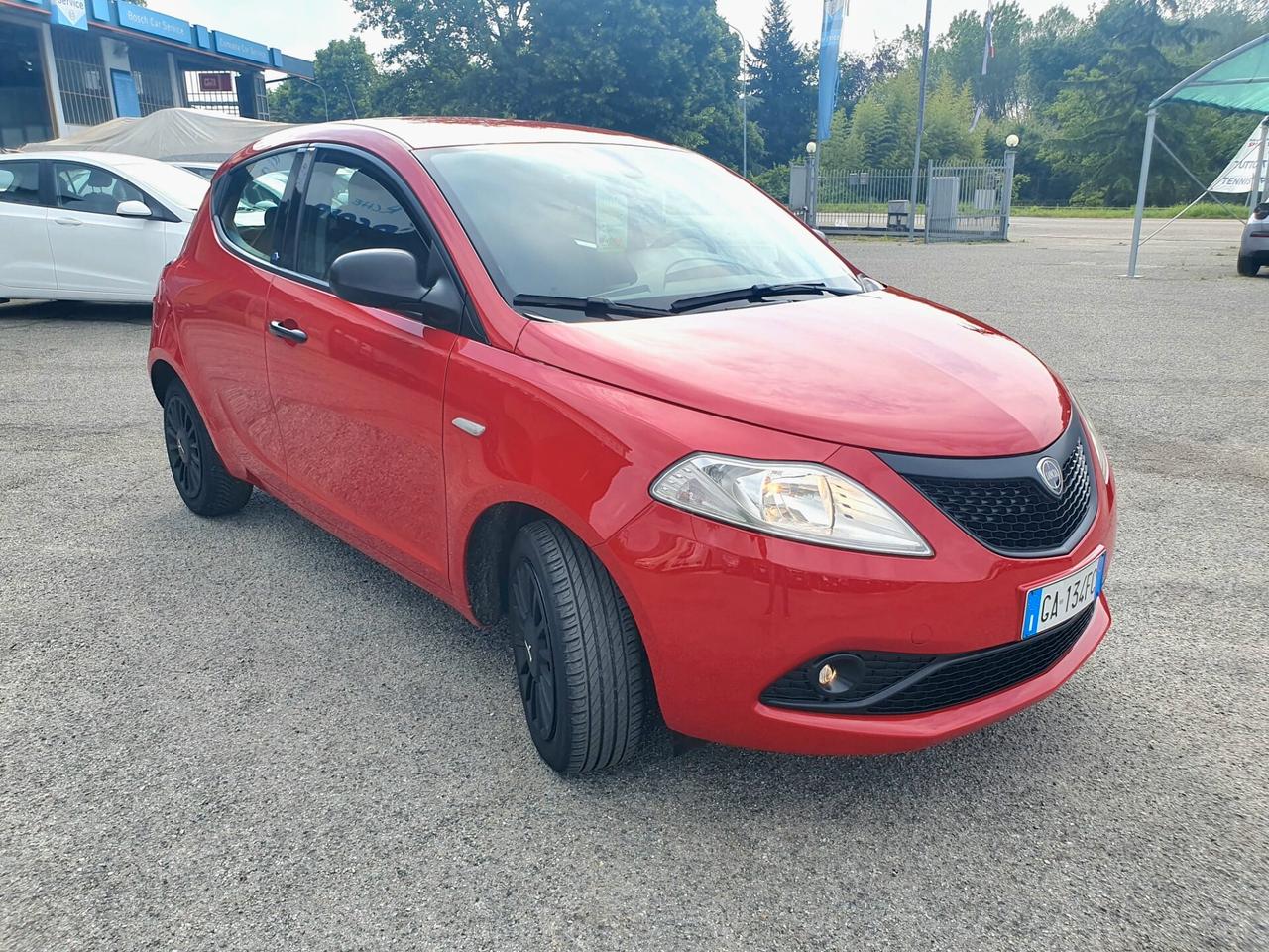 Lancia Ypsilon 1.2 69 CV 5 porte GPL Ecochic Elefantino Blu
