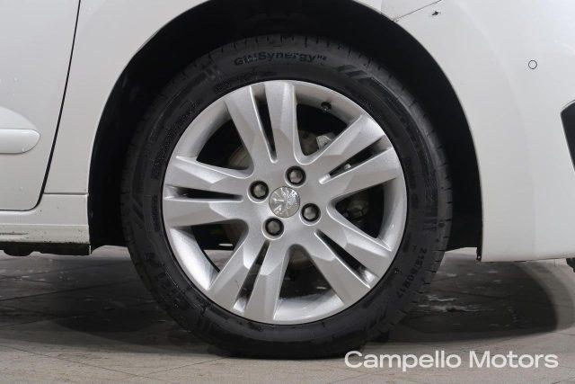 PEUGEOT 5008 5008 1.6 Hdi 115cv Allure