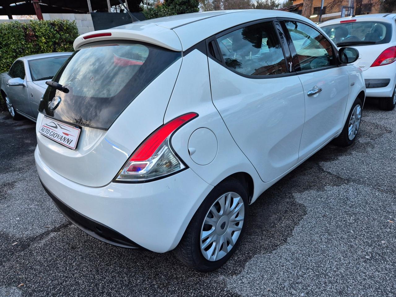 Lancia Ypsilon 1.2 69 CV 5 porte Gold