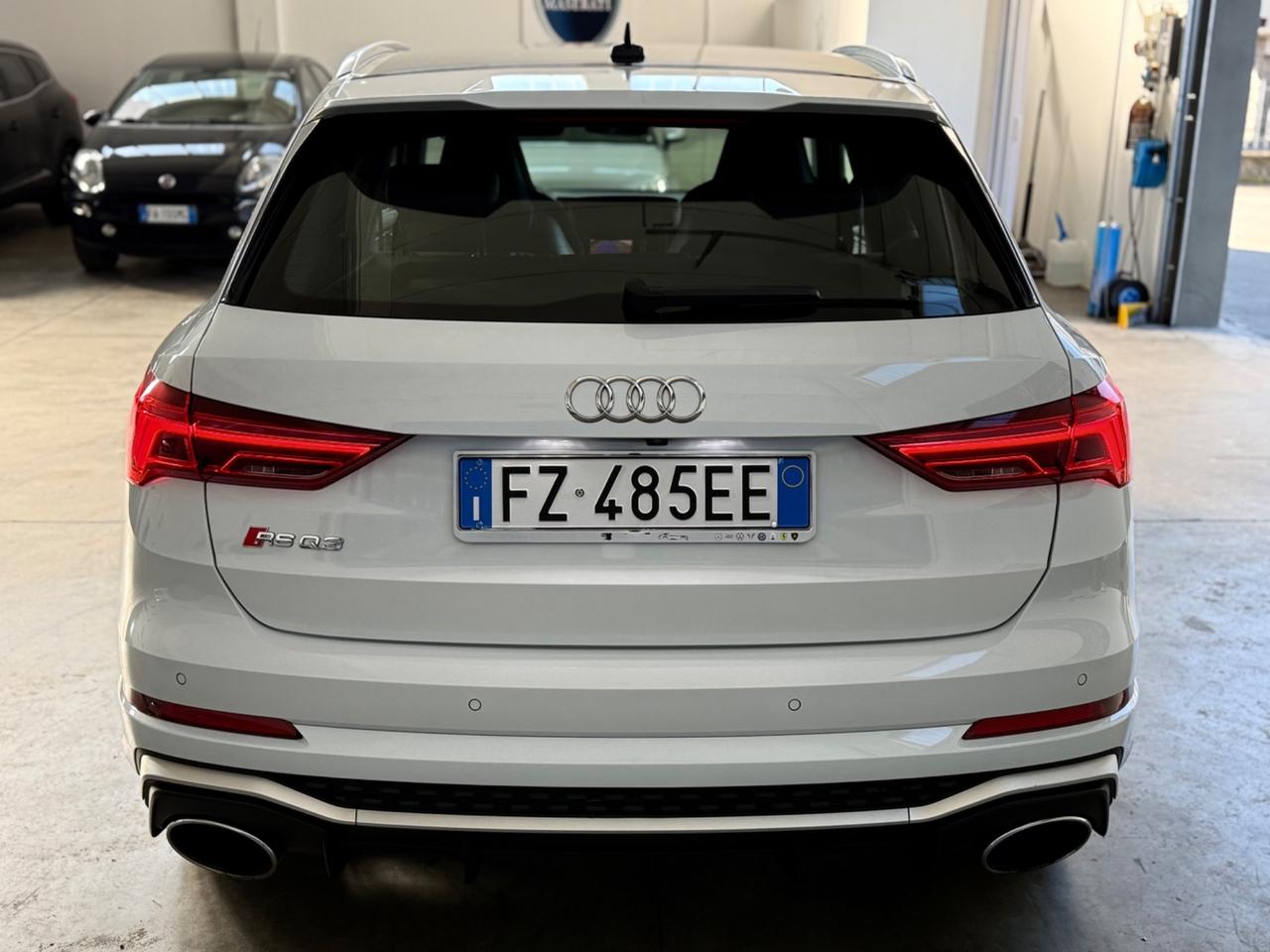 Audi RSQ3 2.5 quattro S tronic 400CV