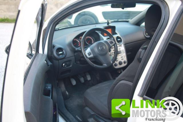OPEL Corsa 1.2 3 porte b-color NEOPATENTATI