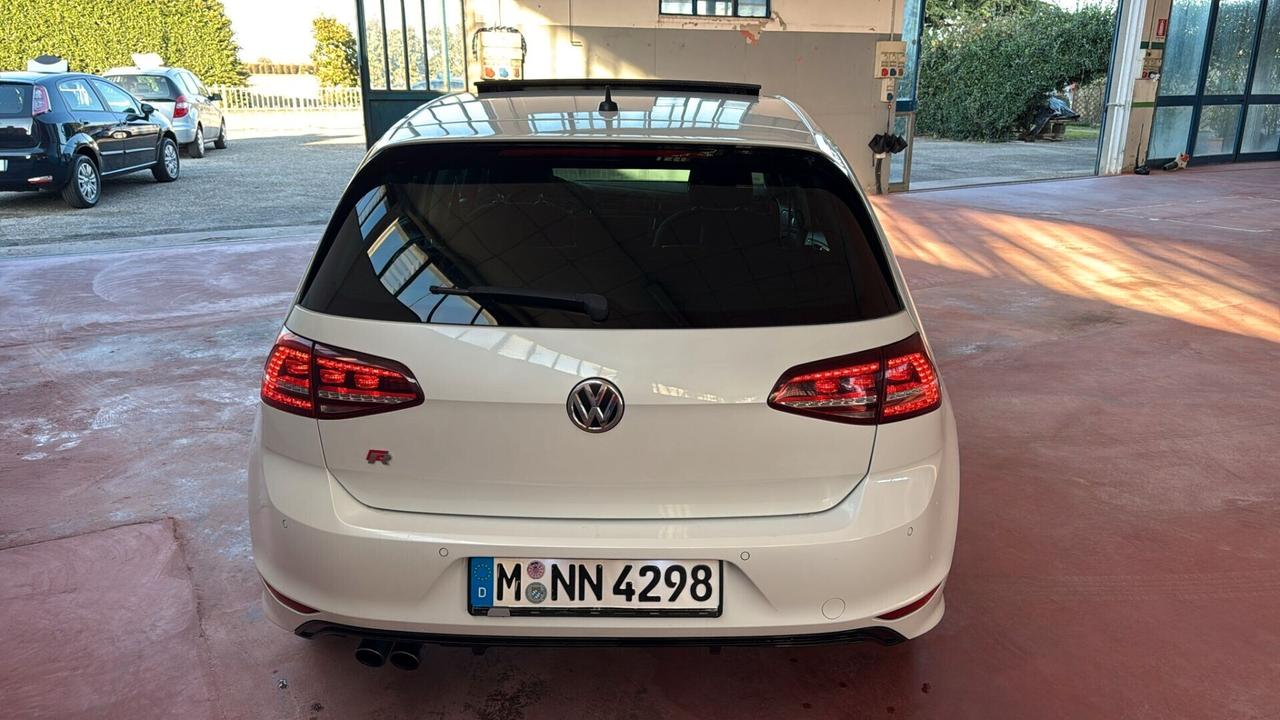Volkswagen Golf 2.0 TDI 5p. 4MOTION Highline BlueMotion Technology