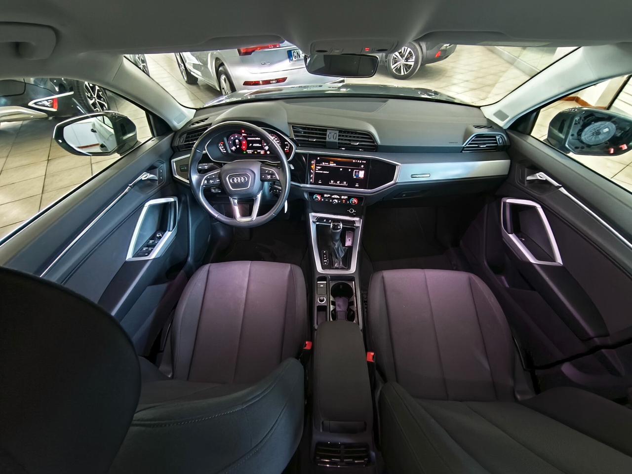 Audi Q3 35 TDI S tronic Business Advanced