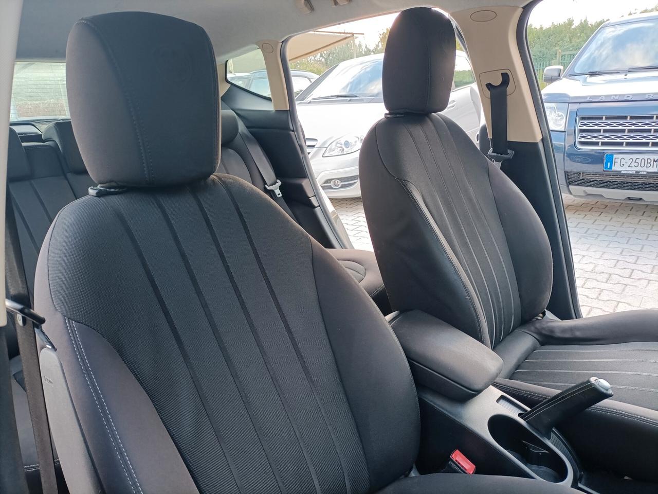 Lancia Delta 1.6 MJT DPF Oro