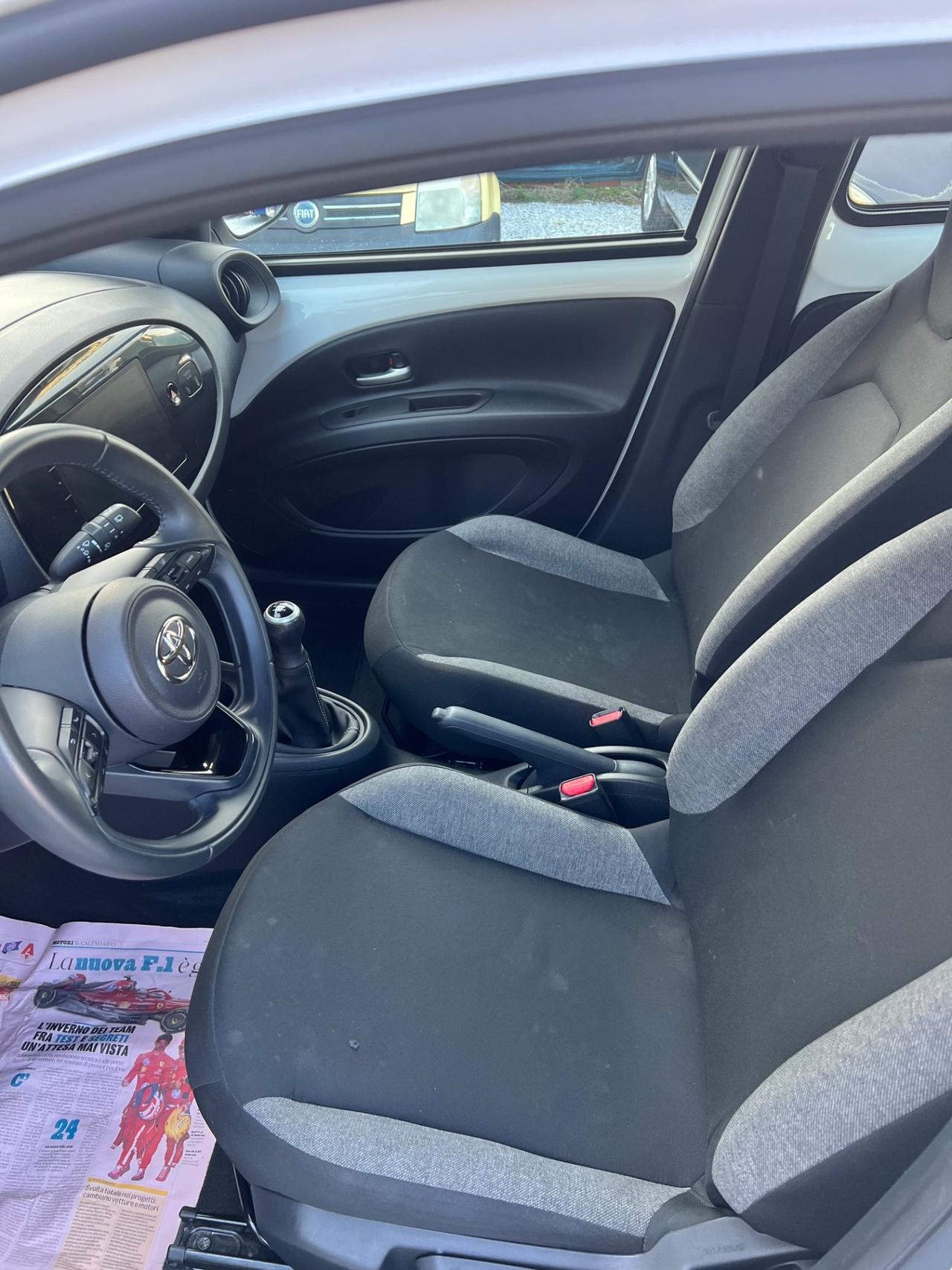 Toyota Aygo X 1.0 VVT-i 72 CV 5 porte Lounge