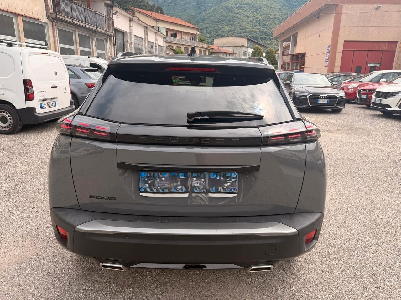 Peugeot 2008 PureTech 130 S&S EAT8 GT