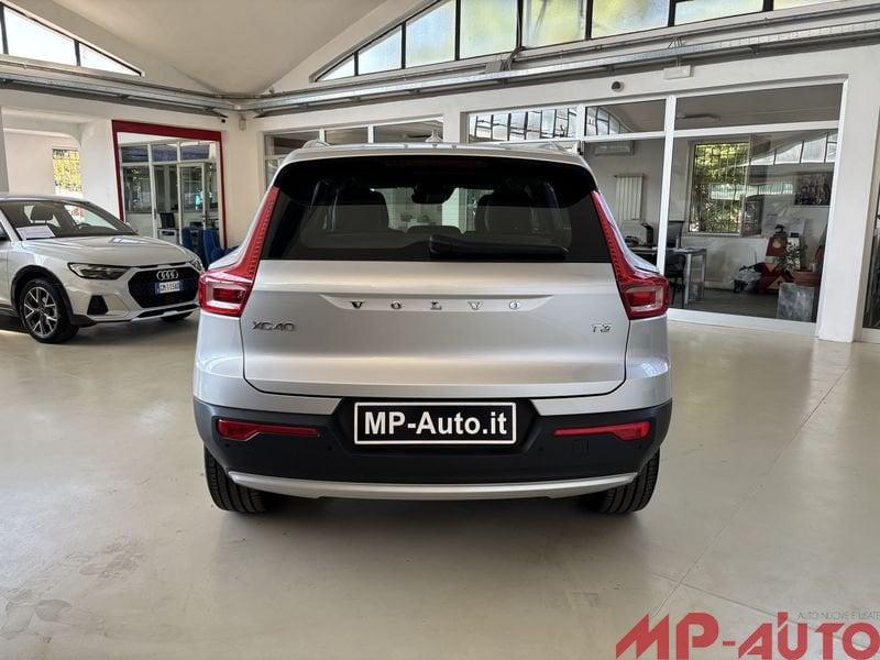 Volvo XC40 T3