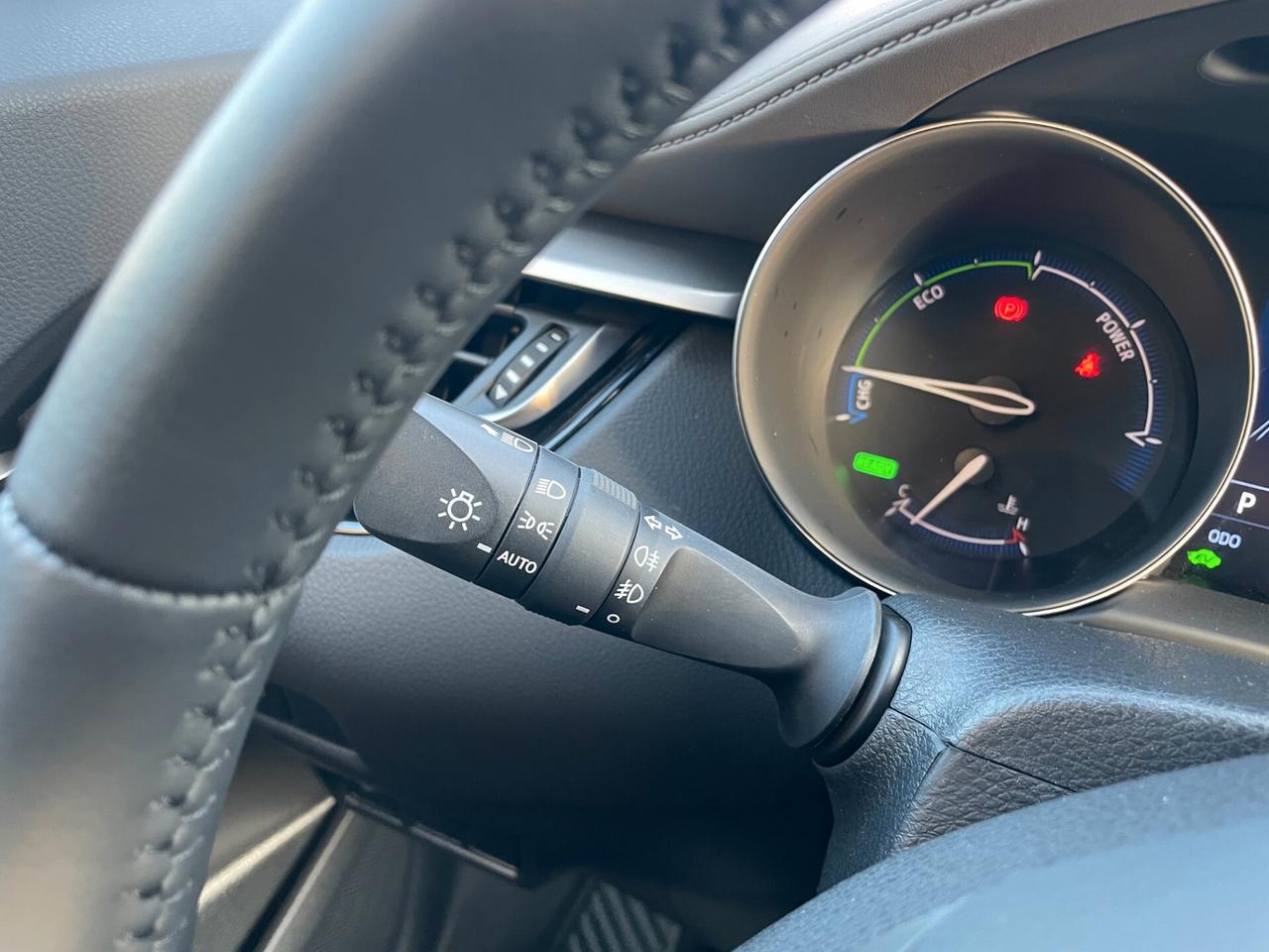 Toyota C-HR 2.0h luxury e-cvt SUPER FULL OPTIONAL