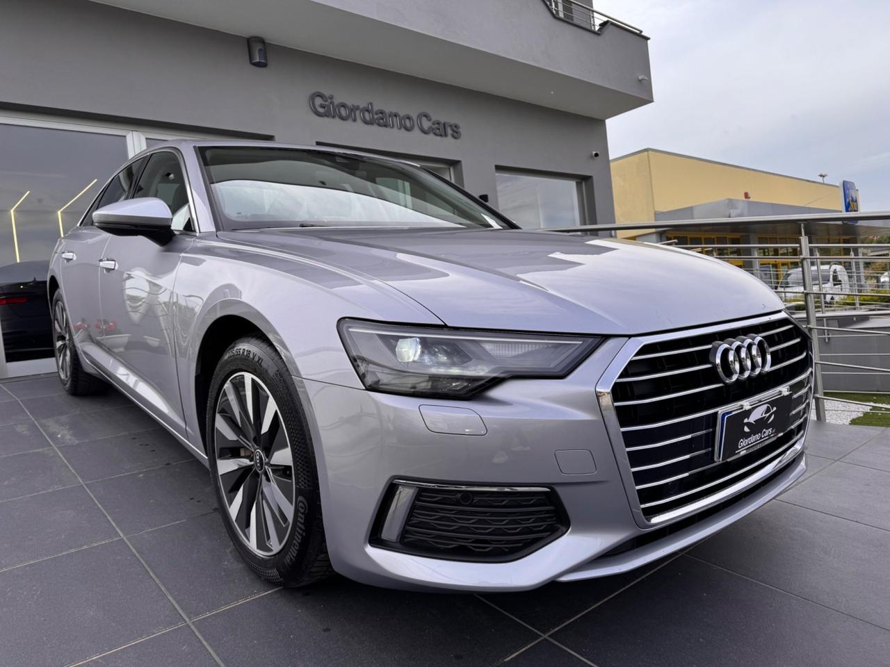 Audi A6 40 2.0 TDI S tronic 204cv uff audi Italia