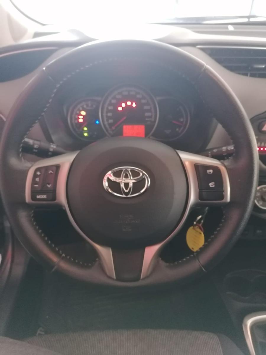 TOYOTA - Yaris - 1.0 5p. Lounge