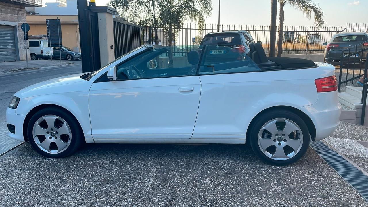 Audi A3 Cabrio 1.6 TDI 105 CV CR Ambition