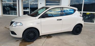 Lancia Ypsilon 1.2 69 CV 5 porte Unyca