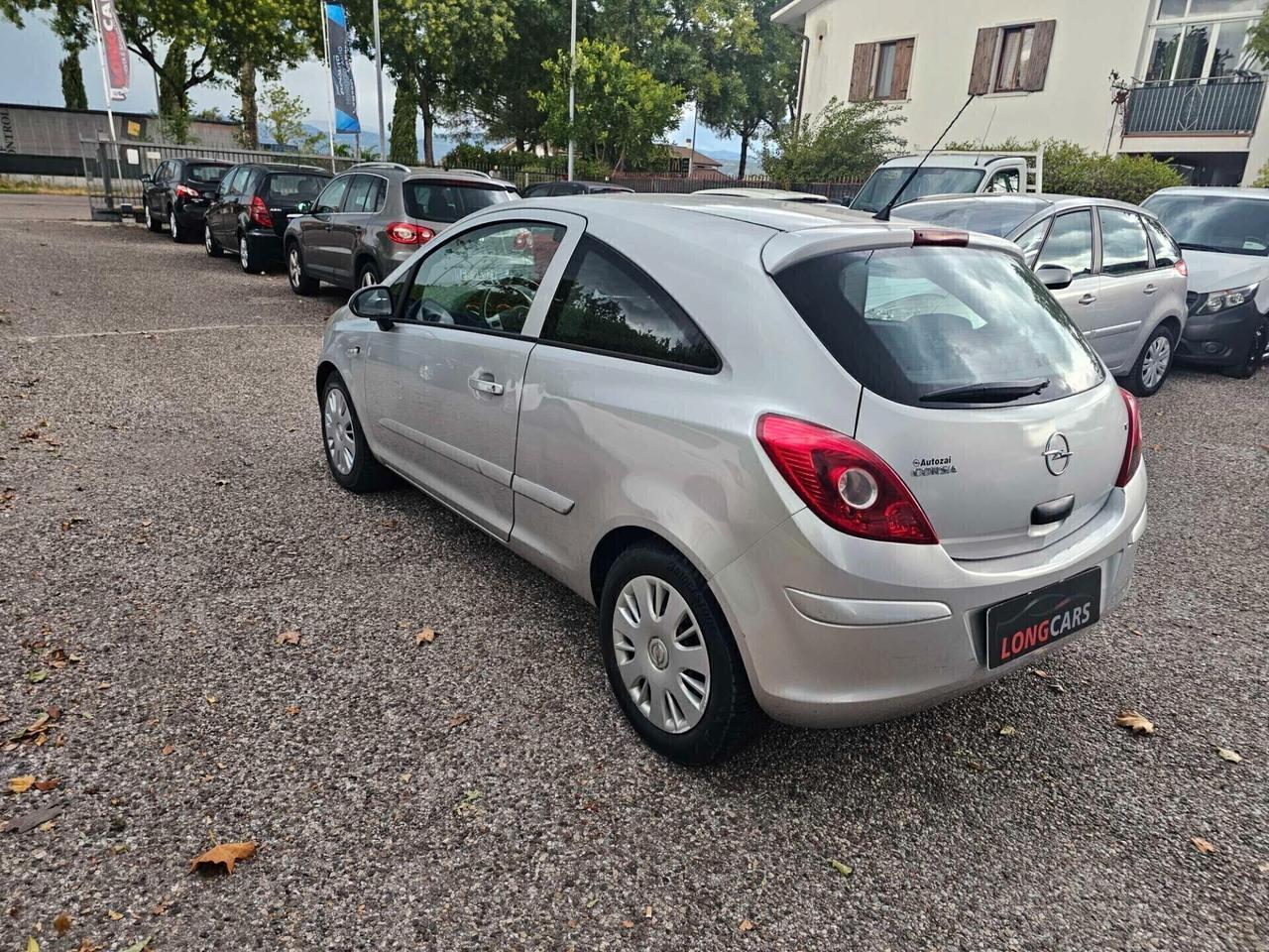 Opel Corsa 1.2 5 porte Enjoy GPL Neopatentati