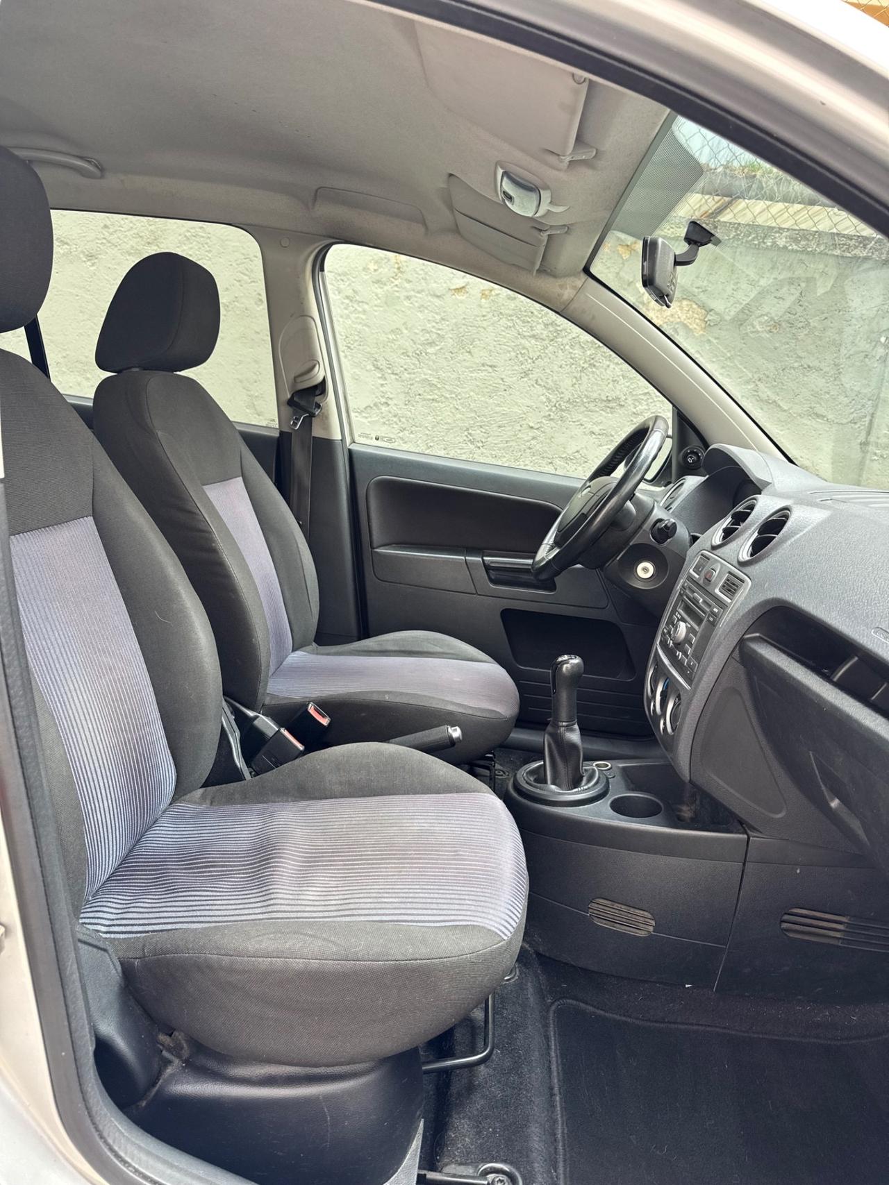 Ford Fusion 1.6 TDCi 5p. Titanium