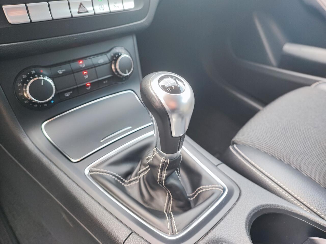 Mercedes-benz B 180 d Premium