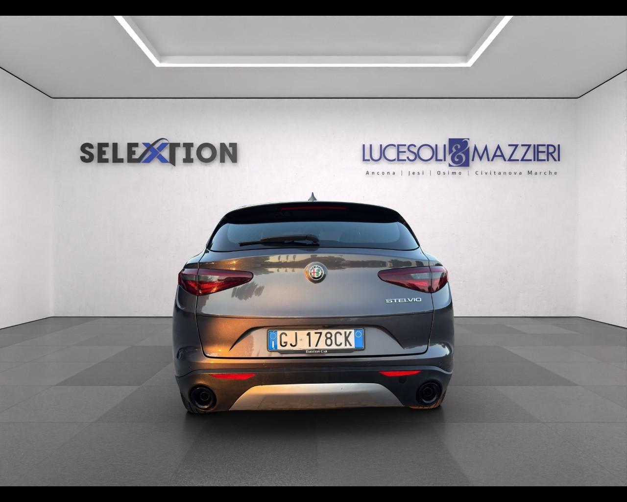ALFA ROMEO STELVIO - Stelvio 2.2 Turbodiesel 160 CV AT8 RWD Super Busin