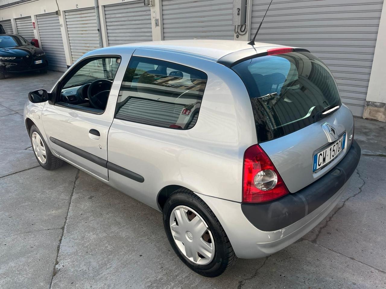Renault Clio 1.2 16V cat 3 porte Luxe Privilège