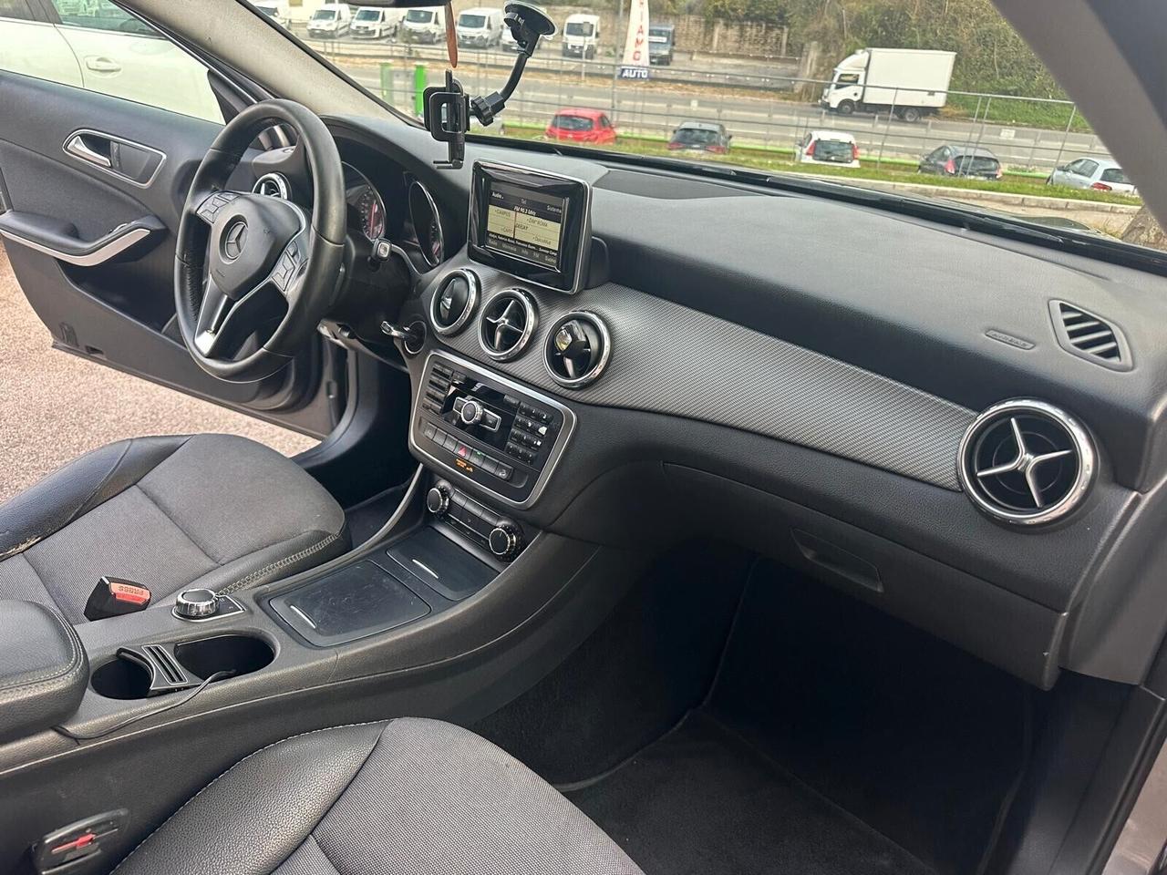 Mercedes-benz GLA 200 CDI Automatic Premium