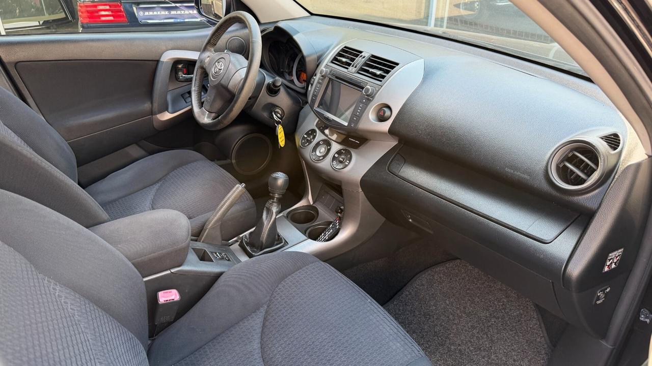 Toyota RAV 4 RAV4 Crossover 2.2 D-4D 136 CV Sol