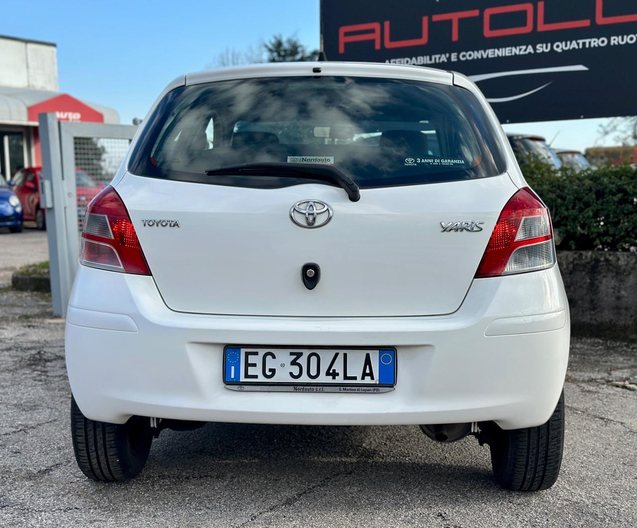 TOYOTA YARIS 1.0 5 porte 2011 - OK NEO PATENTATI