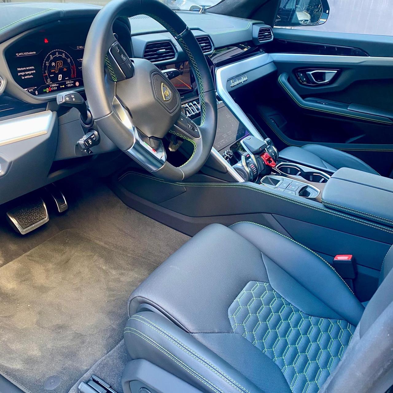 Lamborghini Urus 4.0 - prezzo top italia