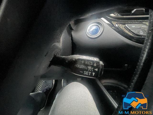 TOYOTA C-HR 1.8 Hybrid E-CVT Style