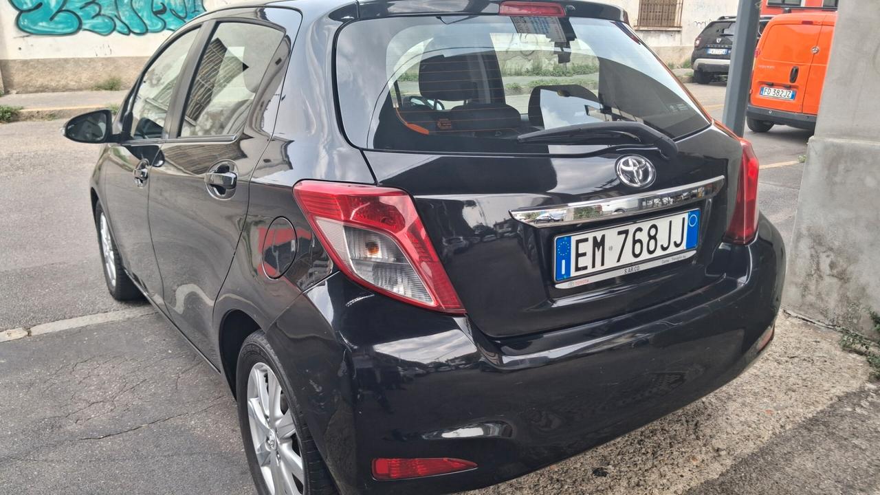 Toyota Yaris 1300 GPL BOMBOLA NUOVA