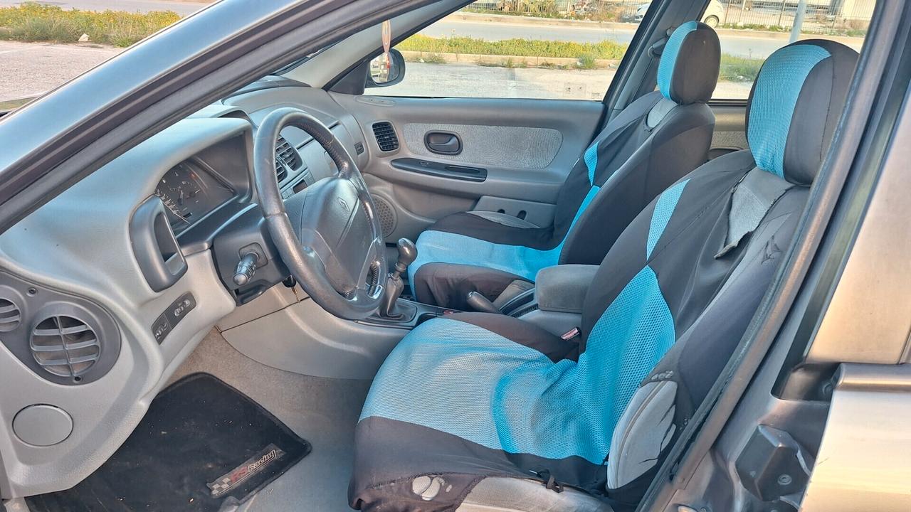 Renault Laguna SW 1.9 DIESEL