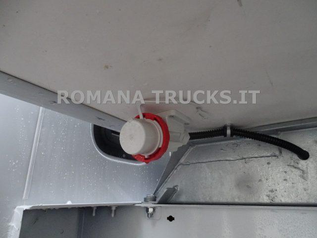 RENAULT Master ISOTERMICO + FRIGO E MENSOLE IN ARRIVO