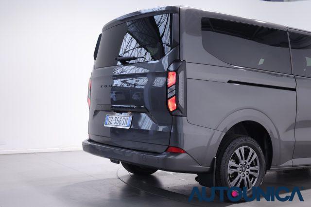 FORD Tourneo Custom 320 2.0 ECOBLUE 170CV AUTOMATICA PL TITANIUM