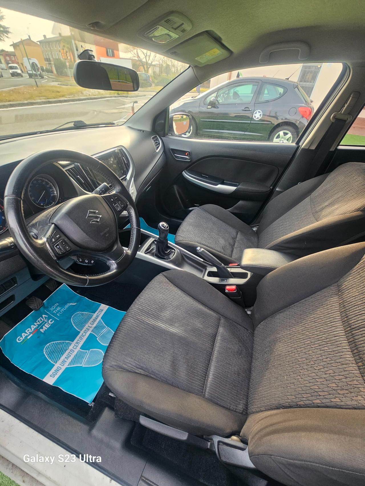 Suzuki Baleno 1.2 Hybrid B-Top