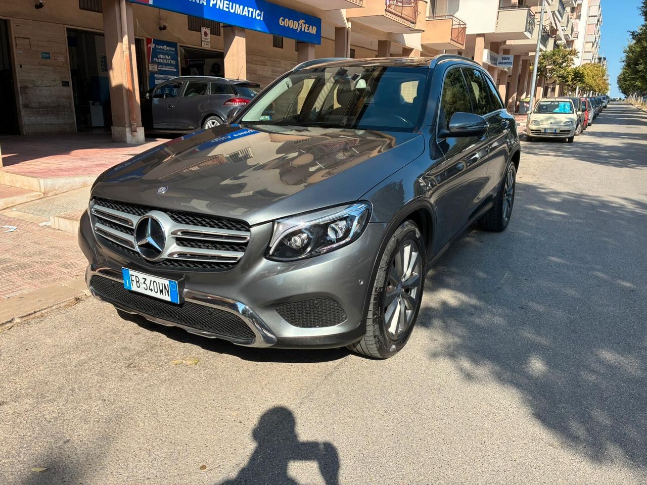 Mercedes GLC 220 4Matic Premium-2015
