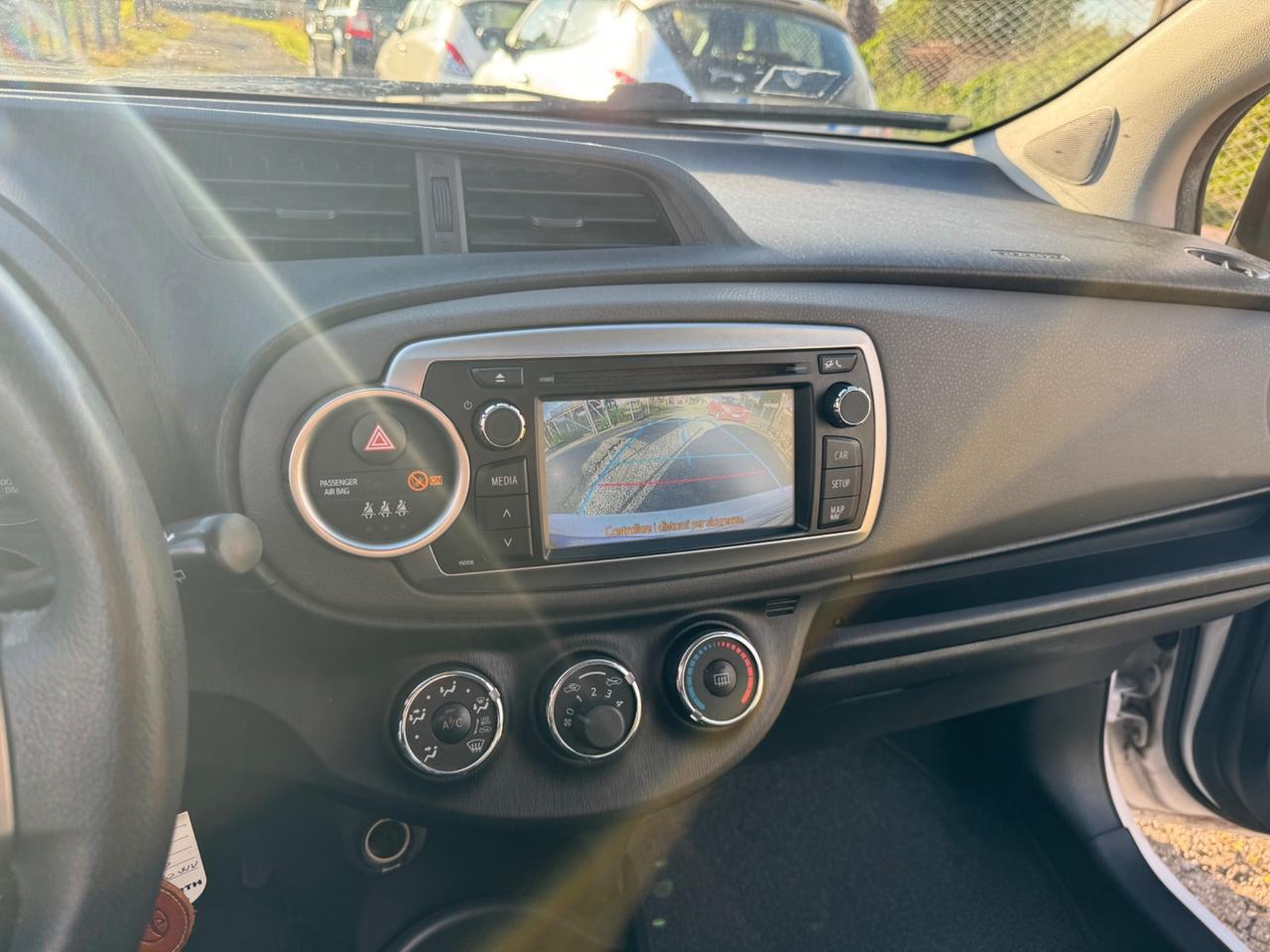 Toyota Yaris 1.0 5 porte Lounge NEOPATENTATI