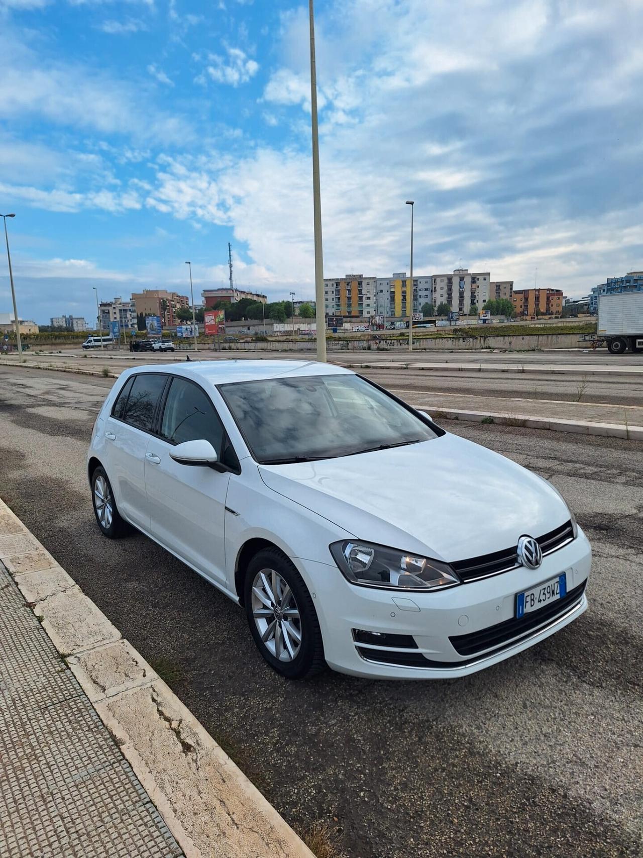Volkswagen Golf 1.6 TDI 110 CV LOUNGE 11/2015