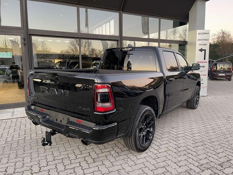 Dodge RAM RAM 1500 MY23 LARAMIE BLACK CREW CAB 4X4