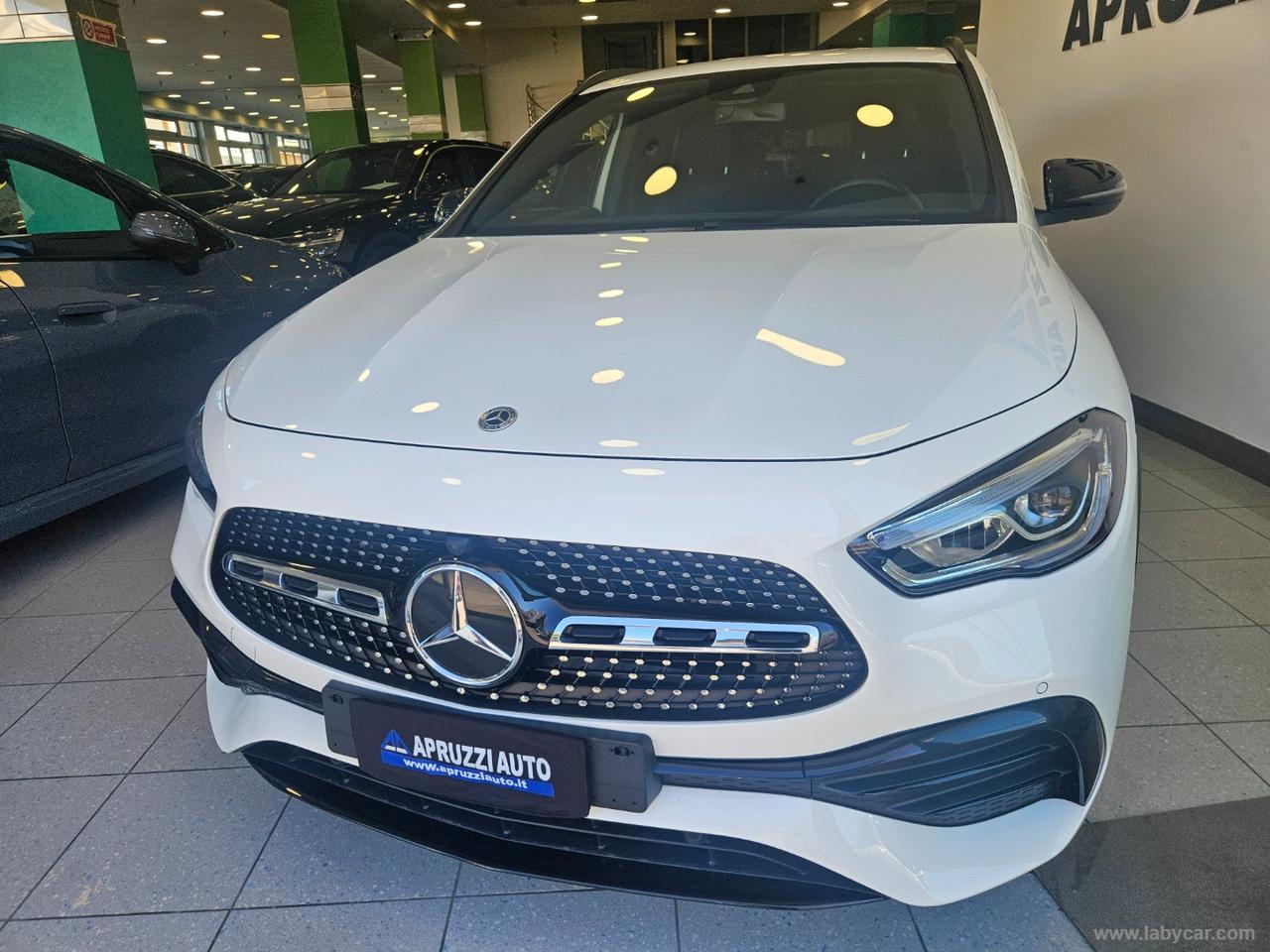 MERCEDES-BENZ GLA 200 d Automatic Premium