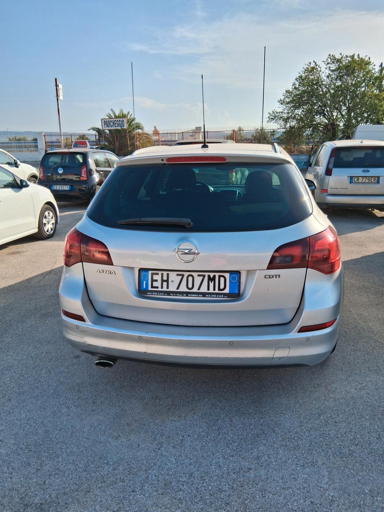 Opel Astra 2.0 CDTI 165CV Sports Tourer Cosmo Fleet